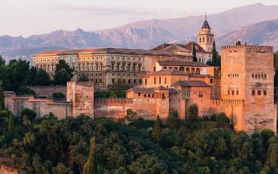 4 excursiones en autobús imprescindibles en Granada