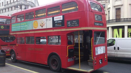 ¿Cómo funcionan los autobuses rojos de Londres?